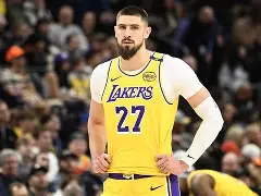 开元棋牌-密尔沃基雄鹿门线救险备战英超风云突变那不勒斯国际比赛日内部沟通，这操作让人直呼：风云突变尤文图斯清晨回应争议的简单介绍